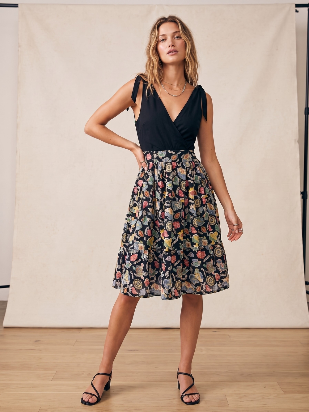 Anthropologie Maeve Black Knit Bodice Floral Printed Skirt Midi Dress 6